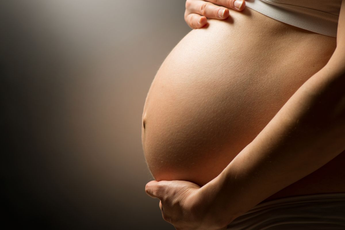 Idrokinesiterapia in gravidanza: benefici e benessere per la mamma e il bambino